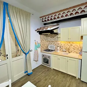 https://sa-domo-de-tzia-elene.in-sardinia.net